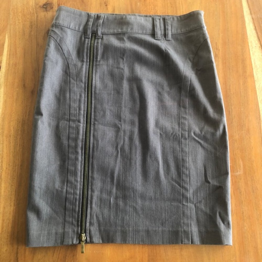 Laundry by Shelli Segal Taupe Pencil Skirt Sz 0 -‎ EUC